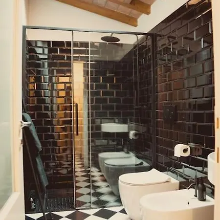 Albinelli's - 10m From Mercato Albinelli Appartement *