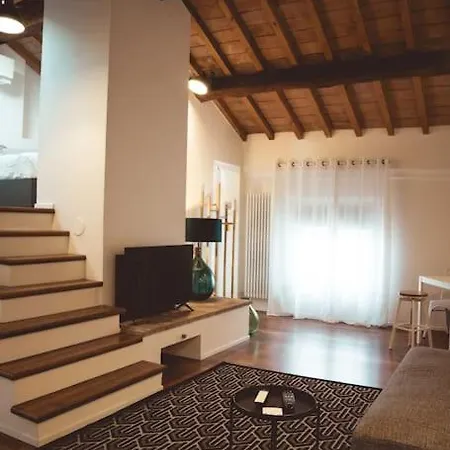 Albinelli's - 10m From Mercato Albinelli Appartement Modena